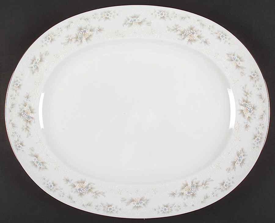 Patience 15" Oval Serving Platter by Noritake-1