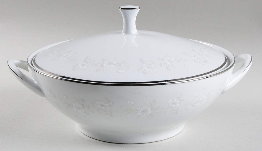 Patrice Round Covered Vegetable by Noritake-1