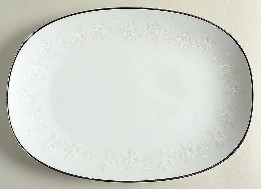Patrice 11" Oval Serving Platter by Noritake-1