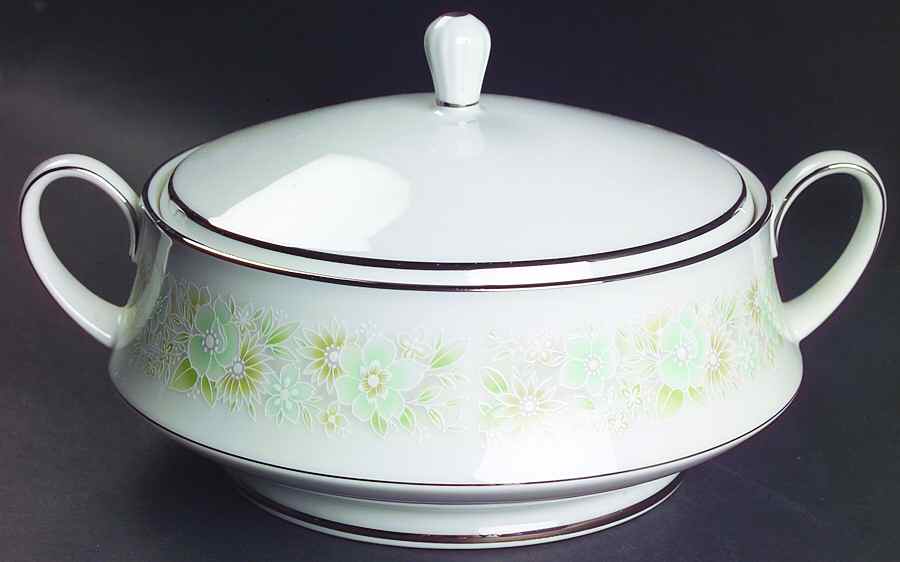 Paula Round Covered Vegetable by Noritake-1