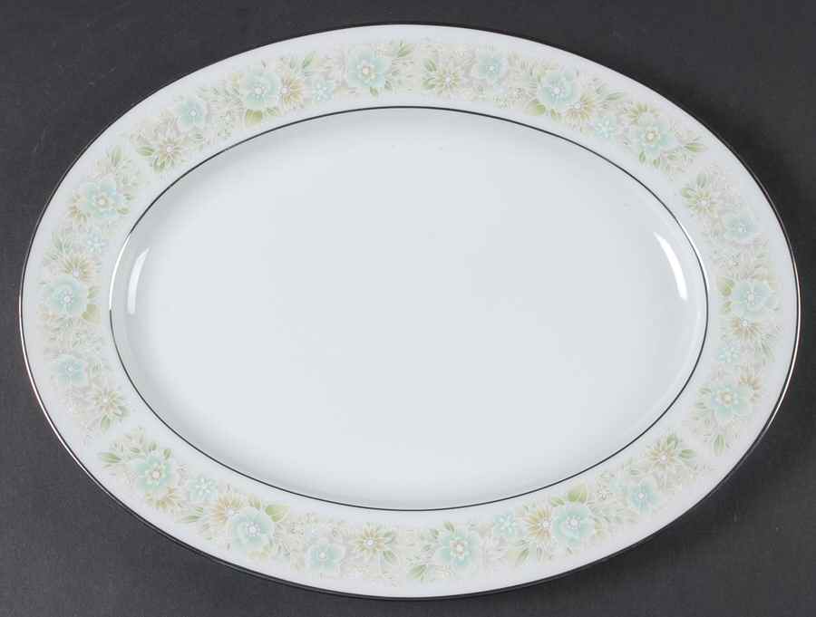 Paula 11" Oval Serving Platter by Noritake-1