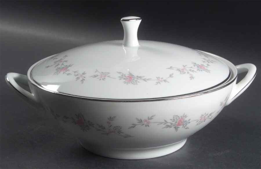 Pauline Round Covered Vegetable by Noritake-1