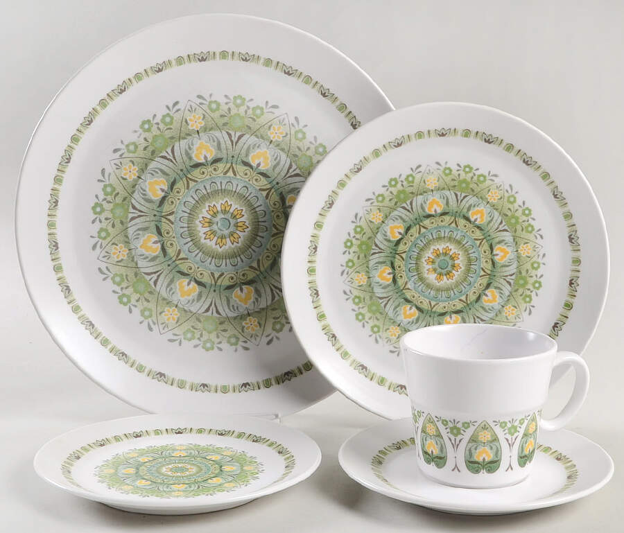 Palos Verde 40 Piece Estate Set by Noritake-1