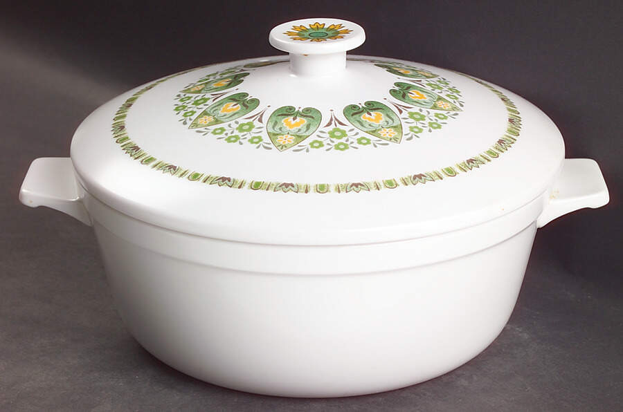 Palos Verde 2.5 Qt Round Covered Casserole by Noritake-1