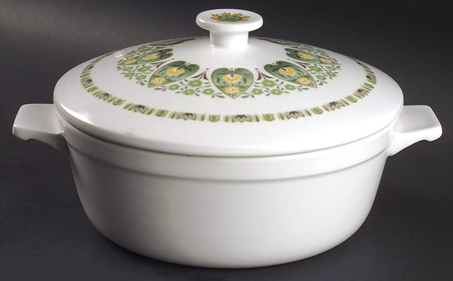 Palos Verde 1.75 Qt Round Covered Casserole by Noritake-1