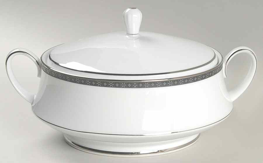 Peking Round Covered Vegetable by Noritake-1