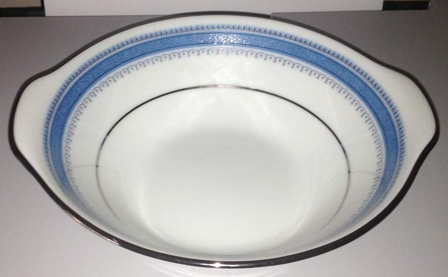 Pembroke Lugged Cereal Bowl by Noritake-1