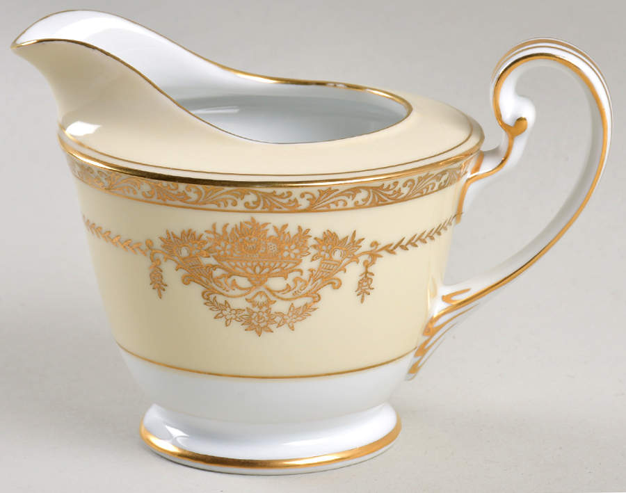Penelope Mini Creamer by Noritake-1