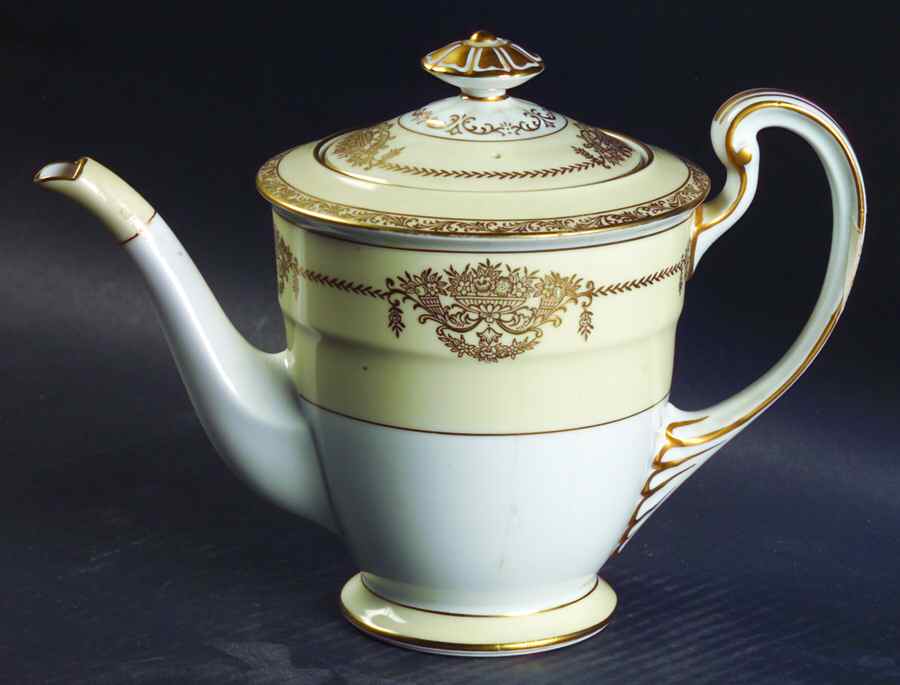 Penelope Teapot & Lid by Noritake-1