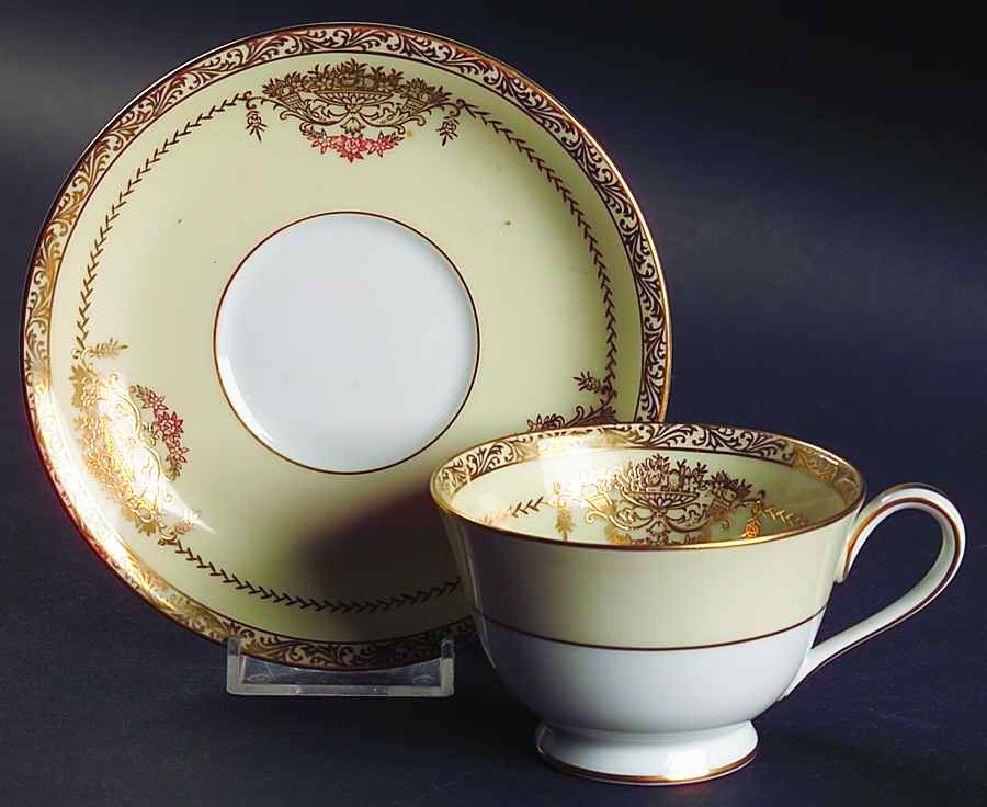 Penelope Footed Cup & Saucer Set by Noritake-1