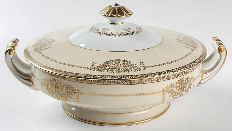 Penelope Round Covered Vegetable by Noritake-1