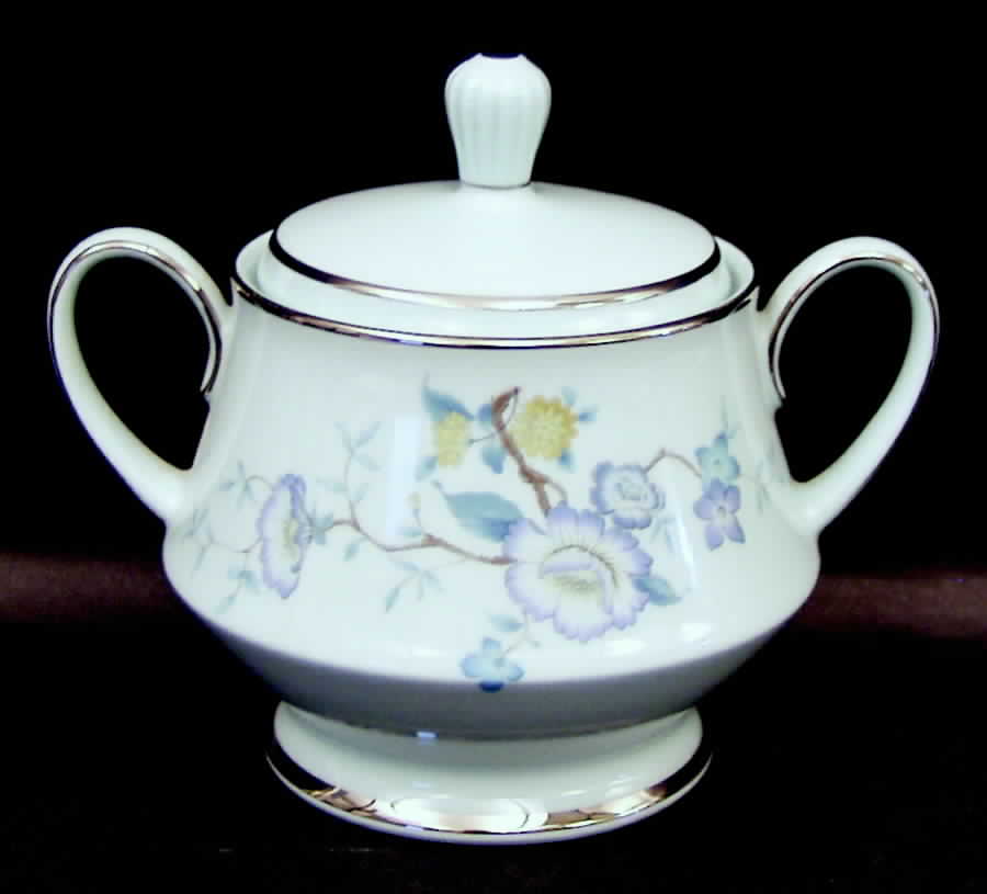 Peonia Blue Sugar Bowl & Lid by Noritake-1