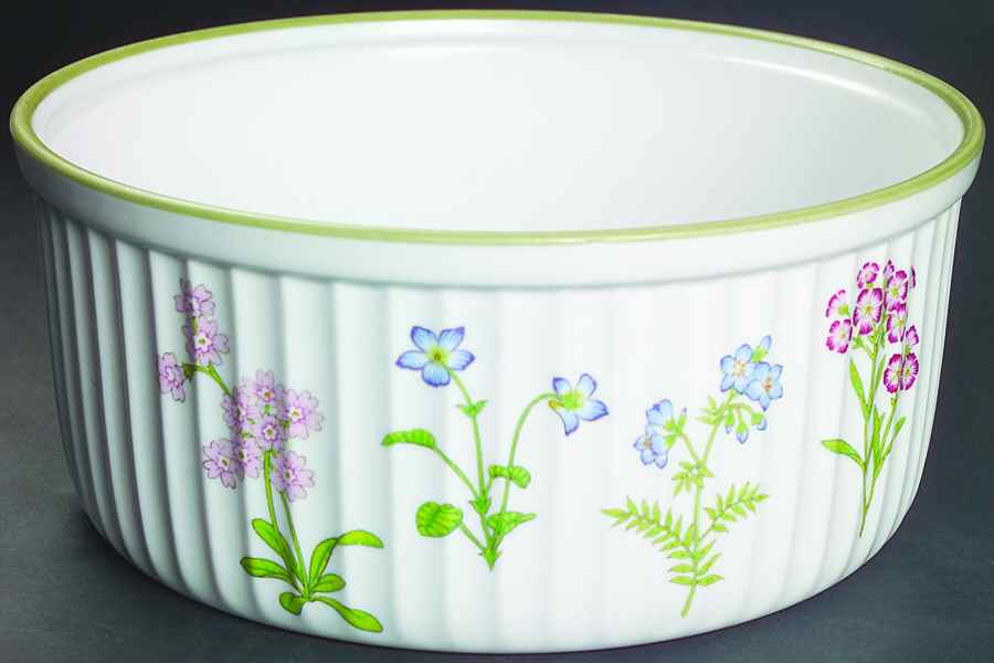 Petals Plus 9" Souffle by Noritake-1