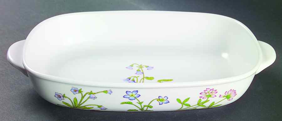Petals Plus 9" Oval Baker/Vegetable Bowl by Noritake-1