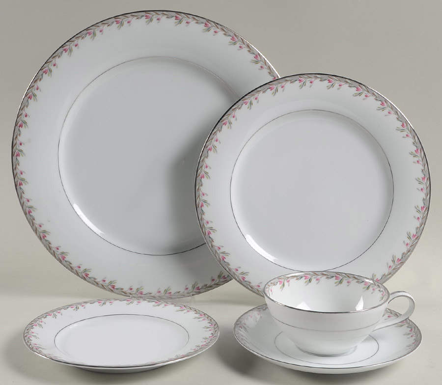 Petite 5 Piece Place Setting by Noritake-1