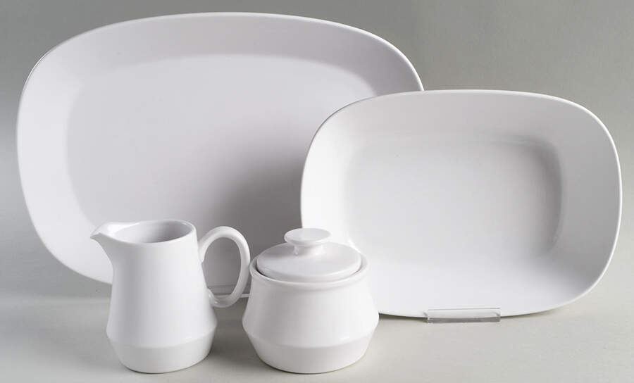 Pearl White (Coupe Shape) 5 Piece Hostess Set by Noritake-1