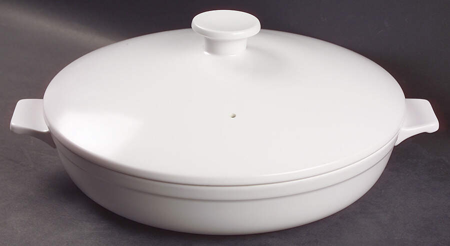 Pearl White (Coupe Shape) Large Skillet & Lid by Noritake-1