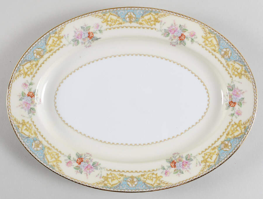Phoebe 11" Oval Serving Platter by Noritake-1