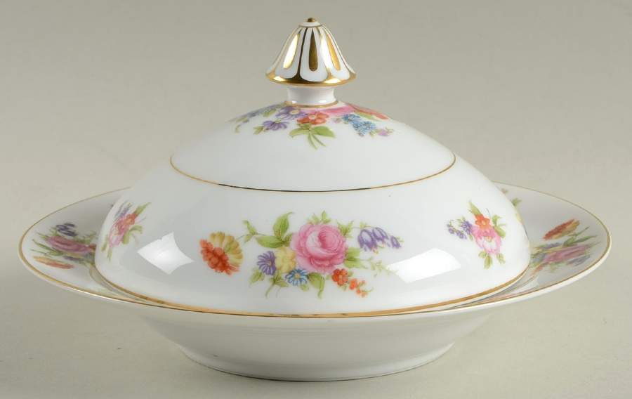 Phyllis Round Covered Butter with Strainer by Noritake-1