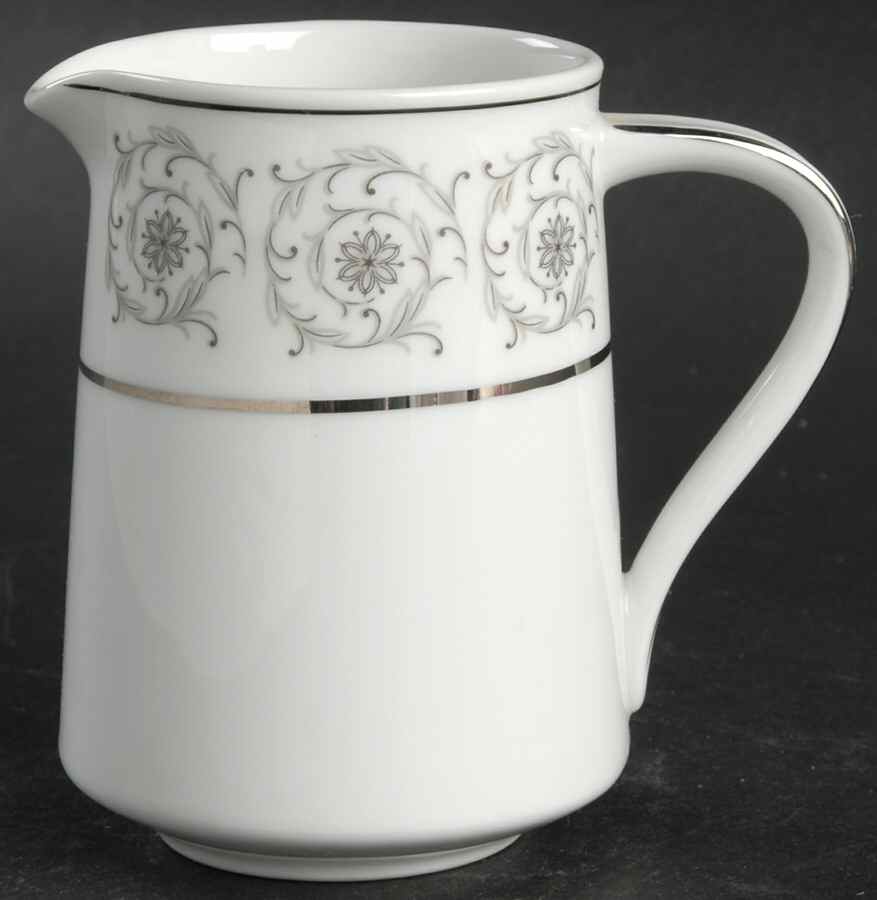Piccadilly Creamer by Noritake-1