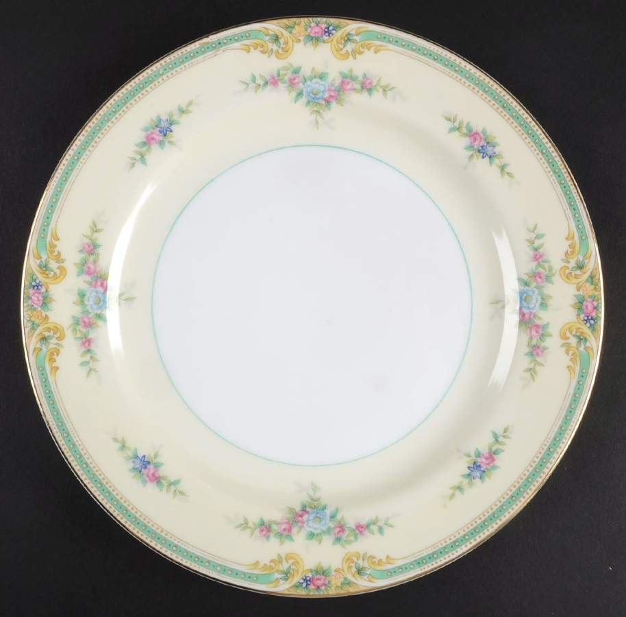 Plaza Luncheon Plate by Noritake-1