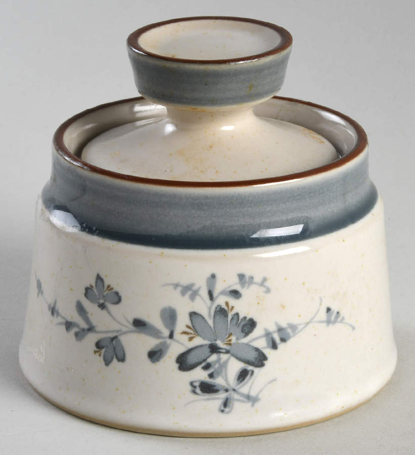 Pleasure Sugar Bowl & Lid by Noritake-1