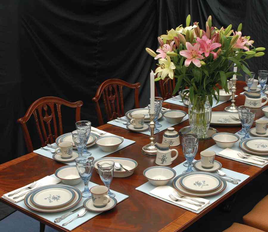Pleasure 48 Piece Estate Set by Noritake-1