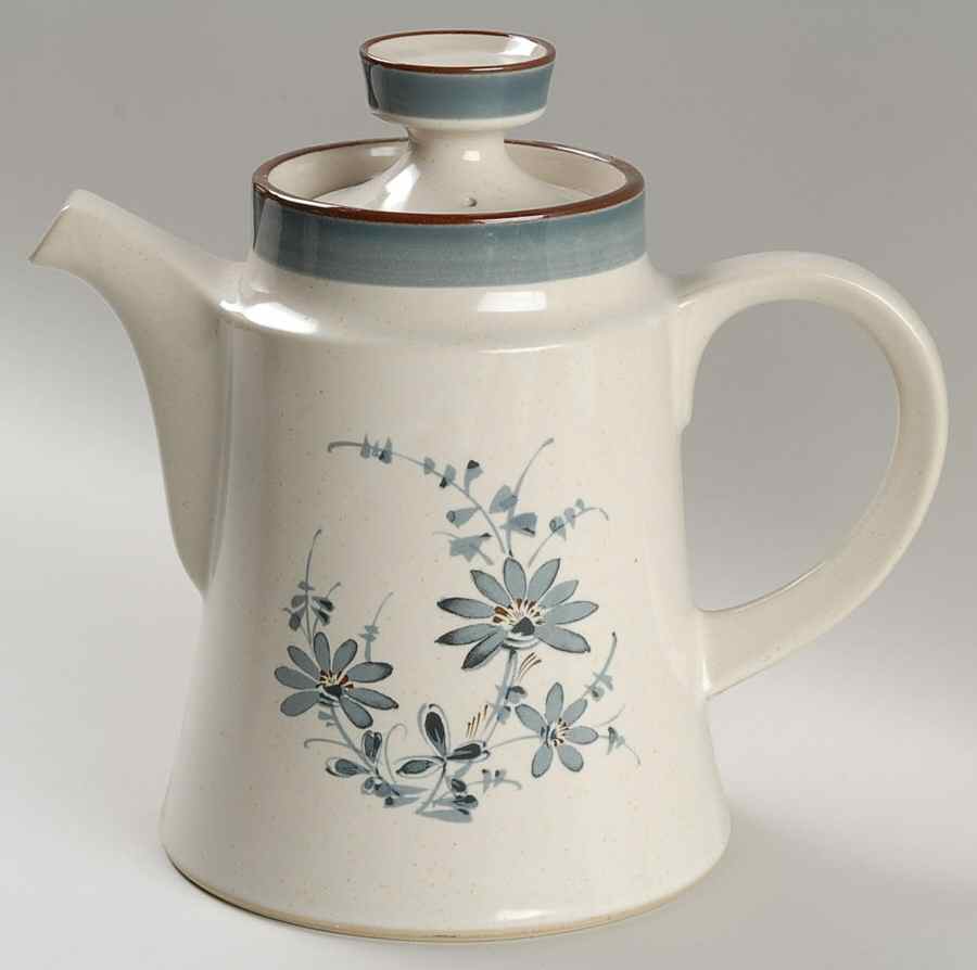 Pleasure Tea/Coffee Pot & Lid by Noritake-1