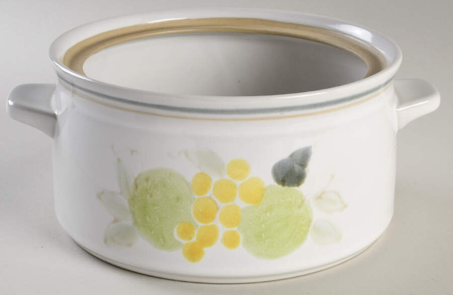 Plenty 2.25 Qt Round Casserole No Lid by Noritake-1