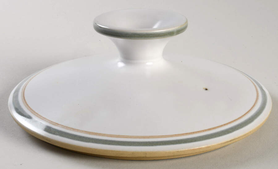 Plenty Lid for 2.25 Qt Round Casserole by Noritake-1