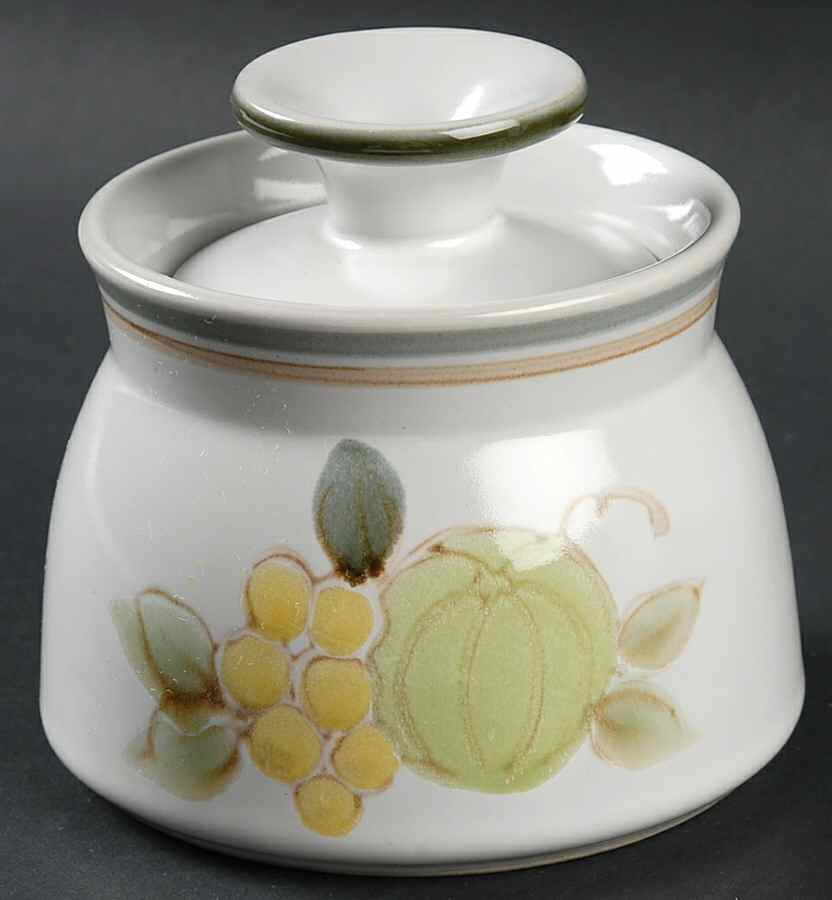 Plenty Sugar Bowl & Lid by Noritake-1