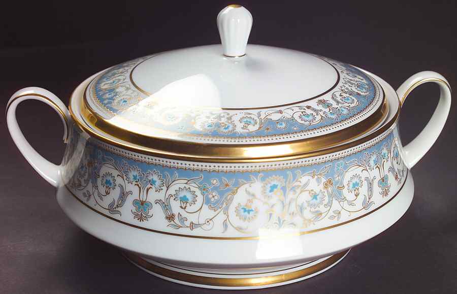 Polonaise Round Covered Vegetable by Noritake-1
