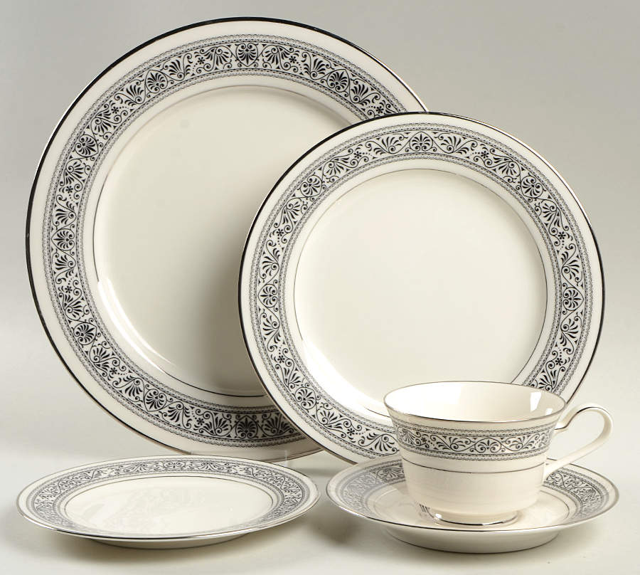 Prelude 5 Piece Place Setting by Noritake-1