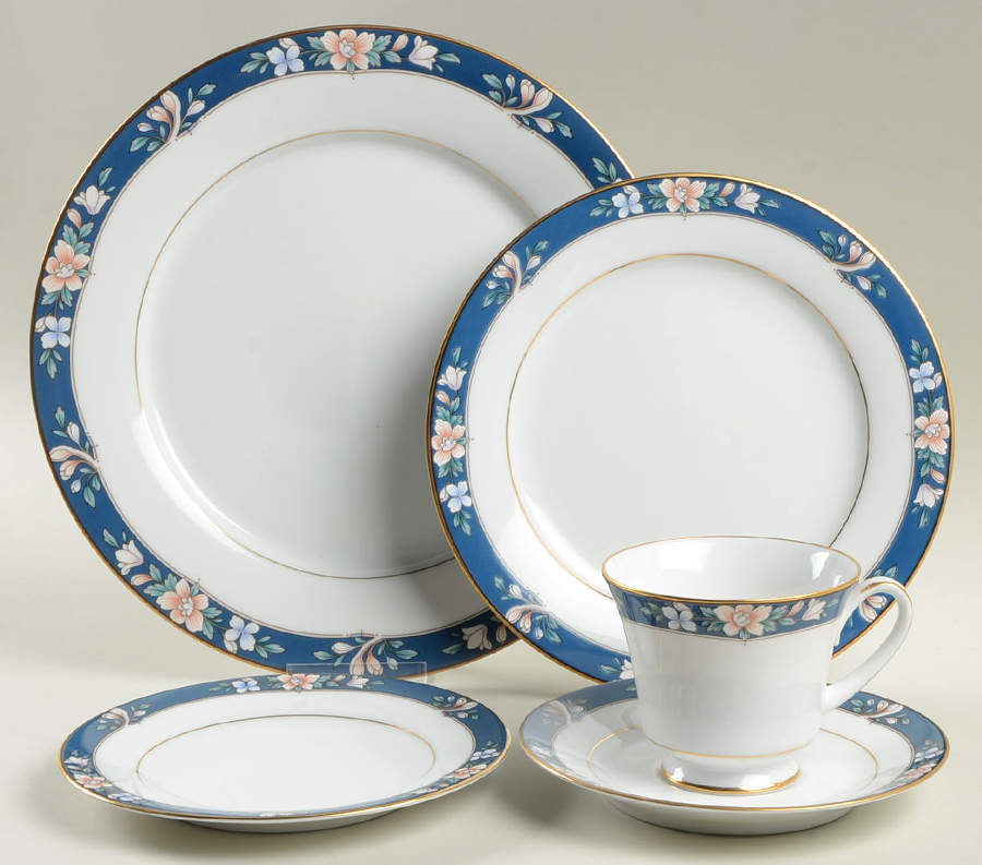 Prescott 5 Piece Place Setting by Noritake-1