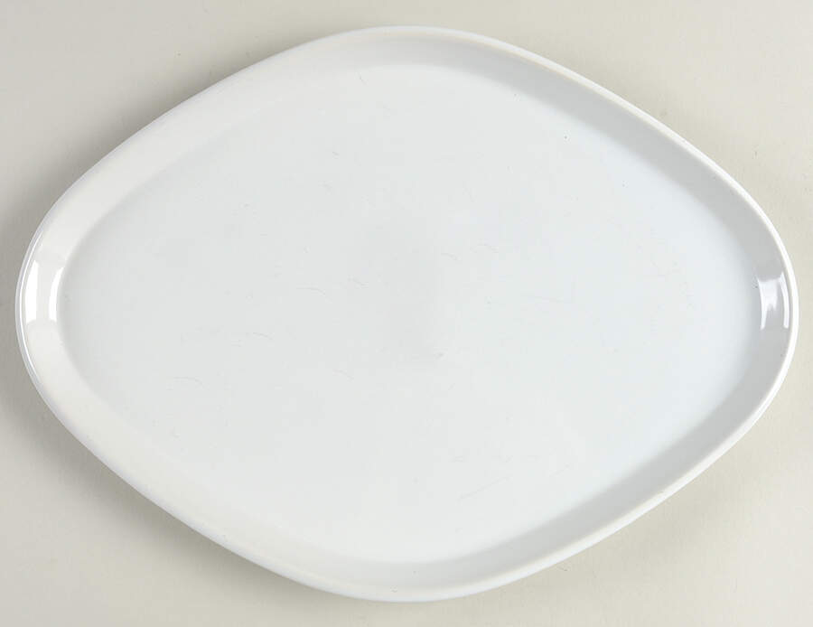 Primary 14" Oval Serving Platter by Noritake-1