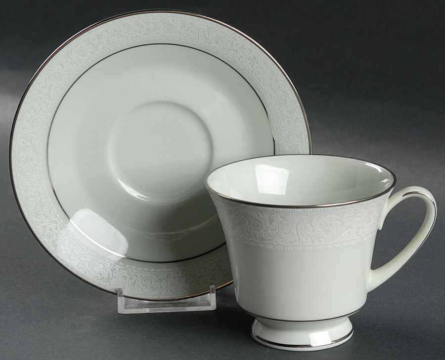 Promise Me Green Footed Cup & Saucer Set by Noritake-1