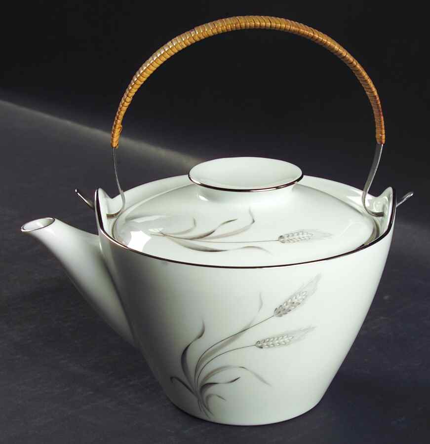 Prosperity Teapot & Lid with Removable Top Handle by Noritake-1