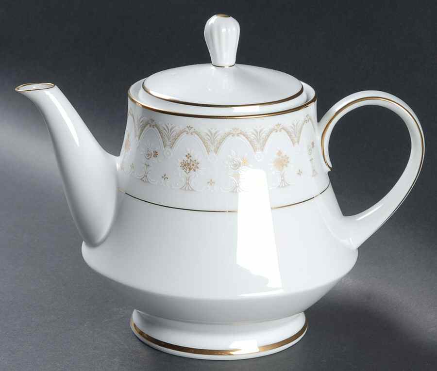 Prudence Teapot & Lid by Noritake-1