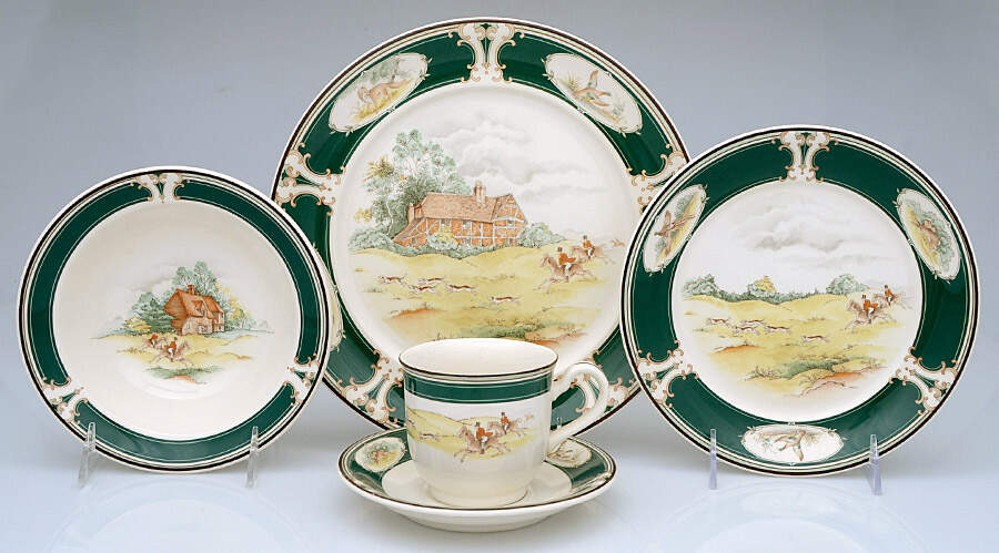 Pursuit 40 Piece Estate Set by Noritake-1