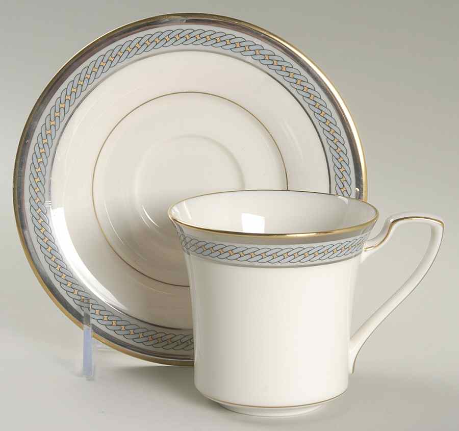 Queens Guard Flat Cup & Saucer Set by Noritake-1