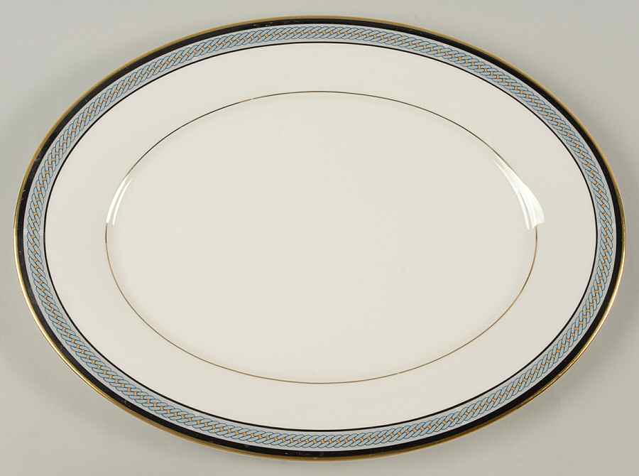 Queens Guard 13" Oval Serving Platter by Noritake-1