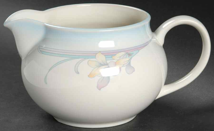 Rainbow End Gravy Boat by Noritake-1