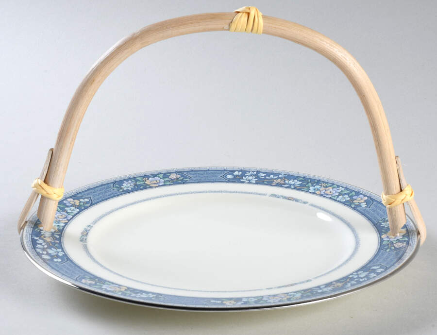 Randolph 5 3/8"-5 5/8" Bamboo Handled Serving Plate  HC by Noritake-1