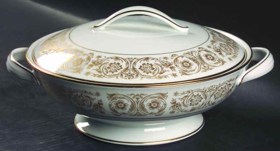 Raphael Round Covered Vegetable by Noritake-1