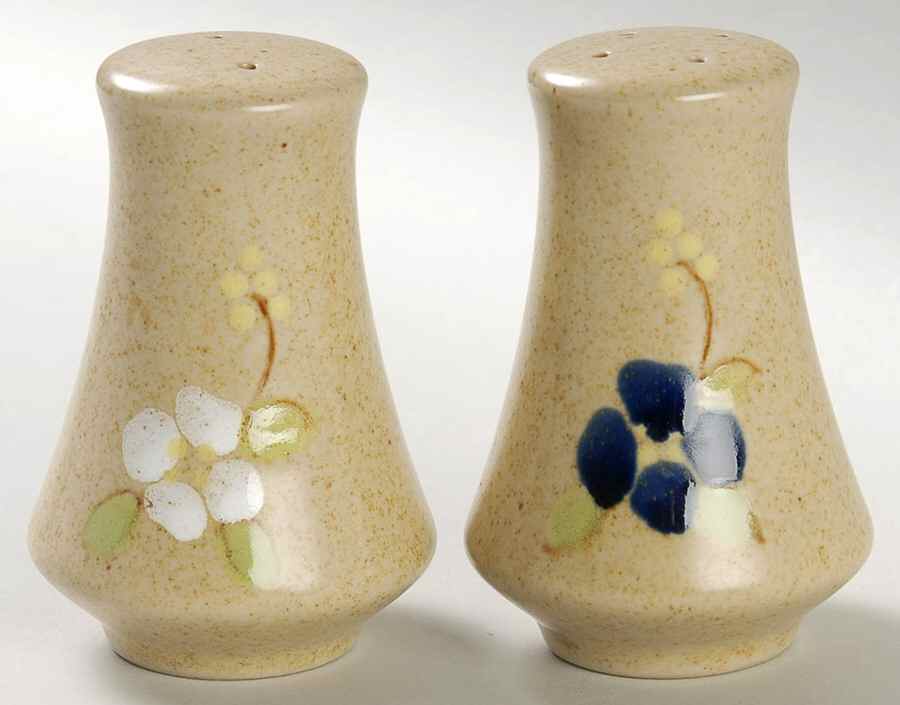 Rapture Salt & Pepper Set by Noritake-1