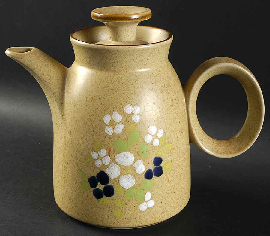 Rapture Tea/Coffee Pot & Lid by Noritake-1