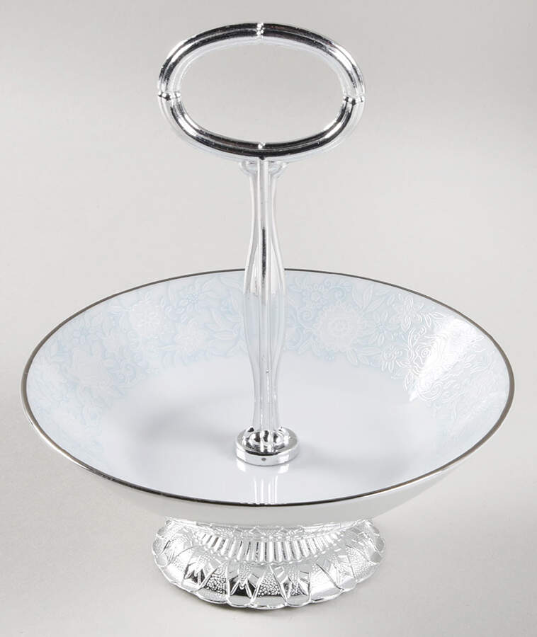 Ravel 6"-7" Handled Footed Nut Dish HC by Noritake-1
