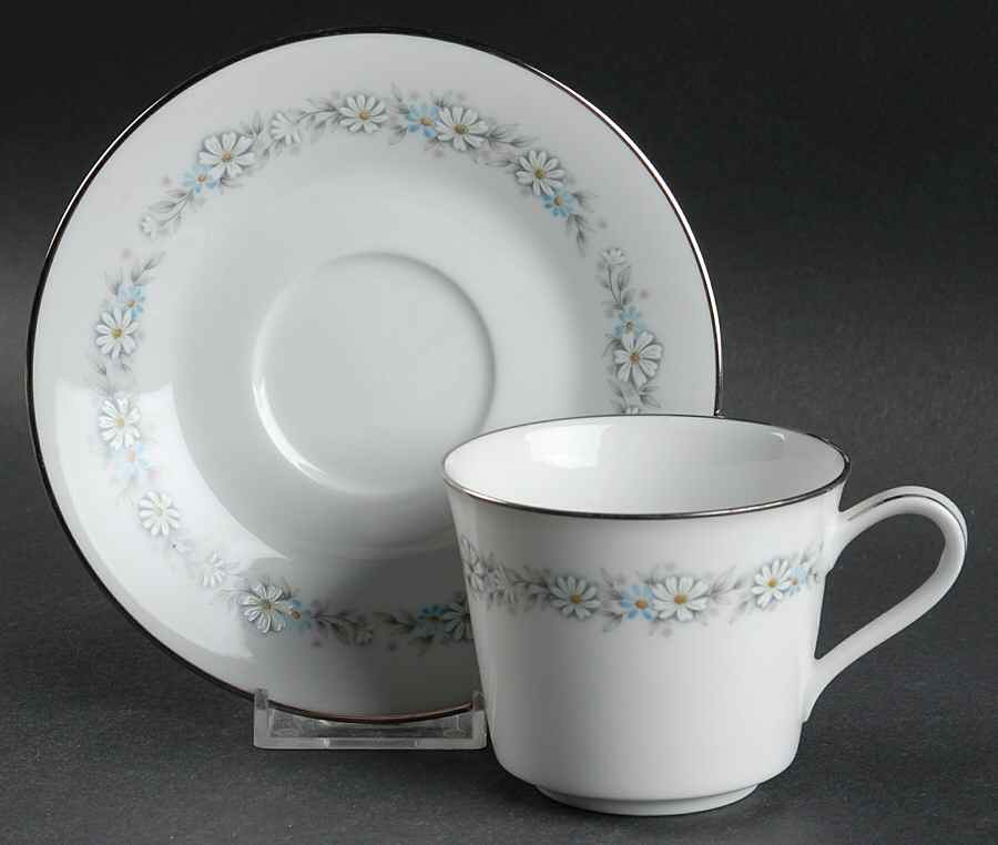 Ravinia Footed Cup & Saucer Set by Noritake-1