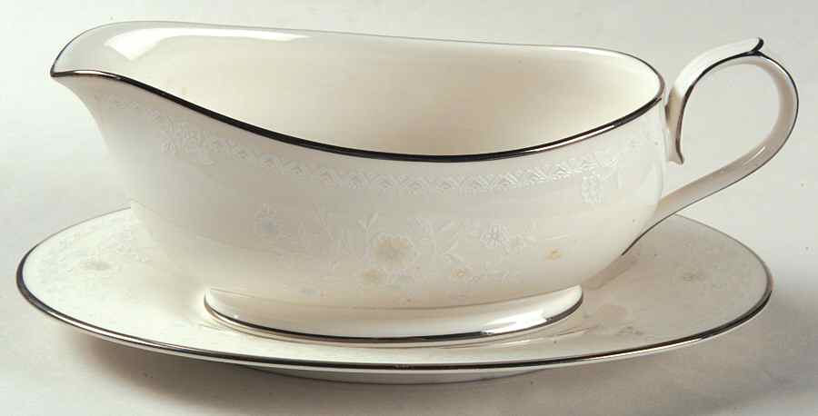 Refinement Gravy Boat & Underplate (Relish/Butter) by Noritake-1