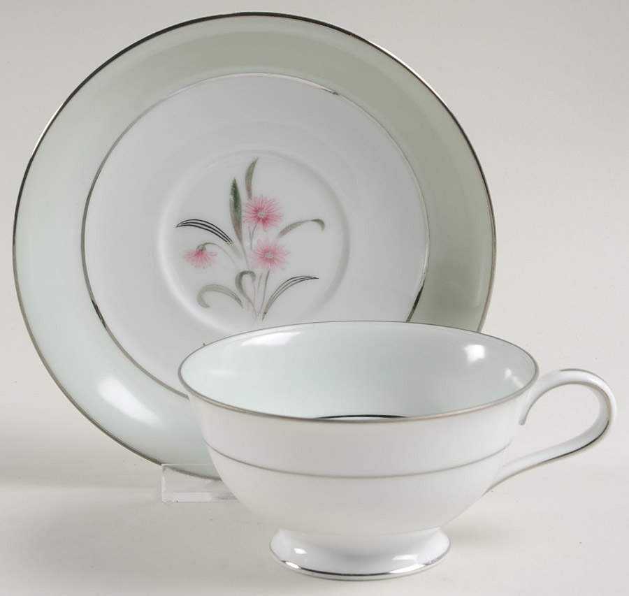 Regina Footed Cup & Saucer Set by Noritake-1
